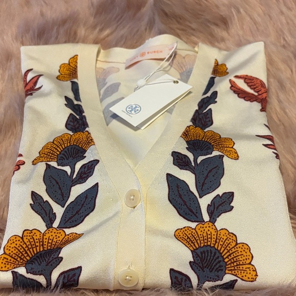 Tory Burch Cream Cardigan with Red and Yellow Floral Pattern - Picture 4 of 5